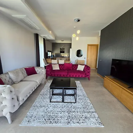 Villa Ayayorgi Sueper Lueks Havuzlu Çeşme